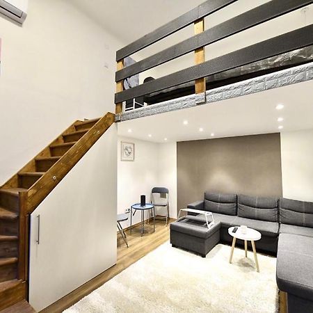 Cute Gallery Apartment Close To The Basilica, Queen 부다페스트 외부 사진